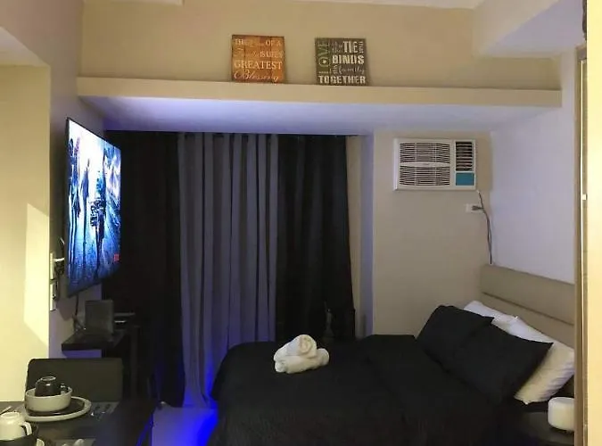 Aparthotel R & E Suites Room 2 Manila